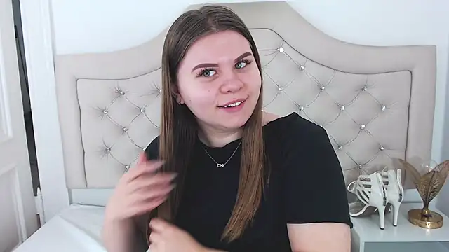 Snapshot of AbbyPleasure chatting on 01/13/25, 09:52 AbbyPleasure online show from 01/13/25, 09:52