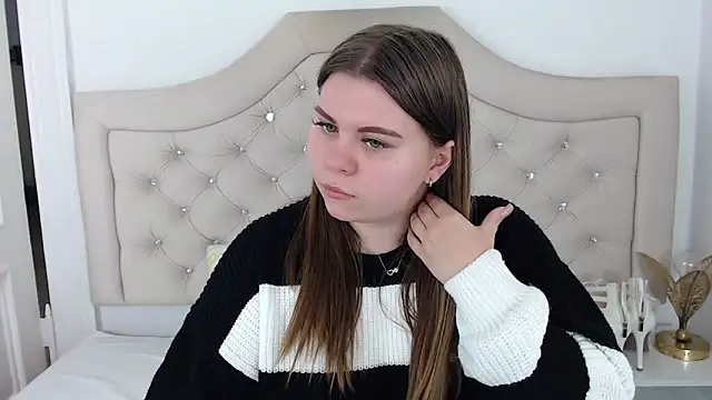 Snapshot of AbbyPleasure chatting on 01/16/25, 12:53 AbbyPleasure online show from 01/16/25, 12:53