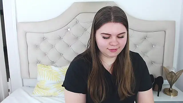 Snapshot of AbbyPleasure chatting on 01/27/25, 01:41 AbbyPleasure online show from 01/27/25, 01:41