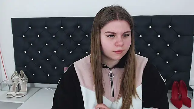 Snapshot of AbbyPleasure chatting on 02/19/25, 12:55 AbbyPleasure online show from 02/19/25, 12:55