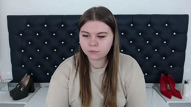 Snapshot of AbbyPleasure chatting on 02/28/25, 01:14 AbbyPleasure online show from 02/28/25, 01:14