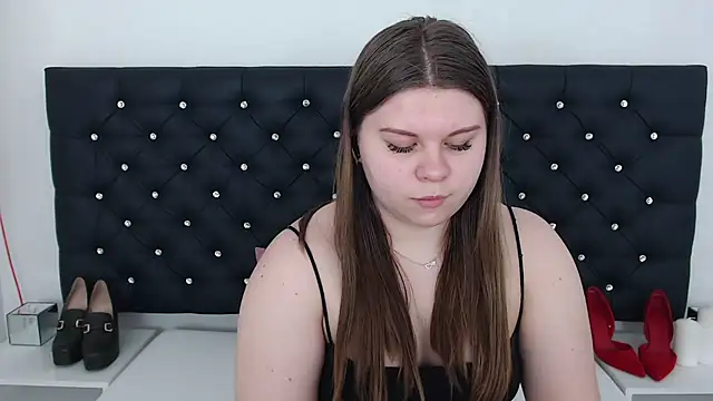 Snapshot of AbbyPleasure chatting on 03/05/25, 03:51 AbbyPleasure online show from 03/05/25, 03:51