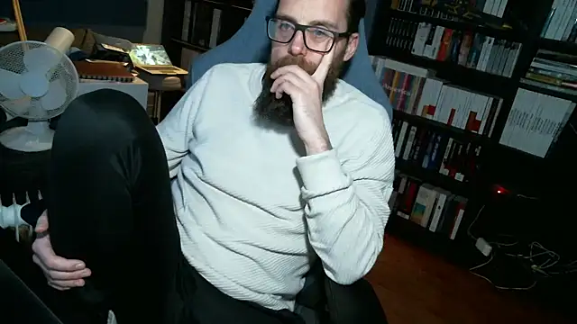 Snapshot of MeSteff chatting on 01/07/25, 07:28 MeSteff online show from 01/07/25, 07:28