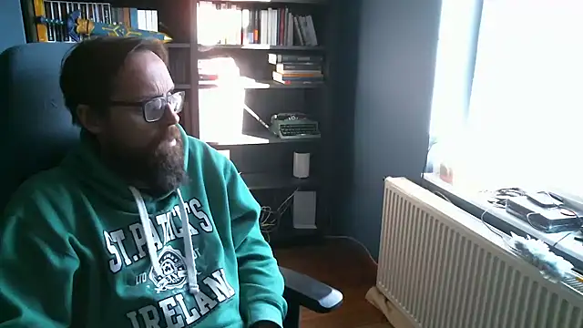 Snapshot of MeSteff chatting on 02/16/25, 02:43 MeSteff online show from 02/16/25, 02:43