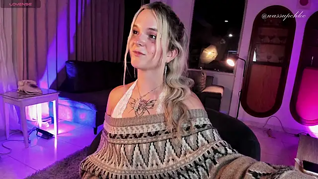 misschloe   online show from 01/26/25, 03:38