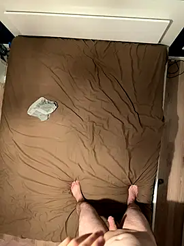 Snapshot of tomaszshow chatting on 11/12/25, 10:04 tomaszshow online show from 11/12/25, 10:04