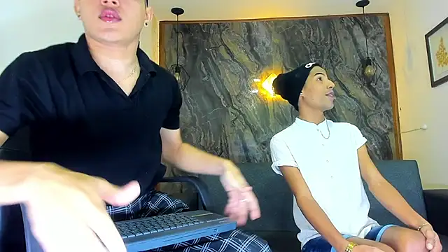 Snapshot of liam_genner_ chatting on 03/06/25, 07:54 liam genner online show from 03/06/25, 07:54