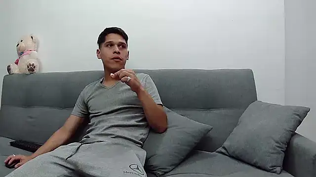 Katalleya jyj online show from 01/23/25, 02:33