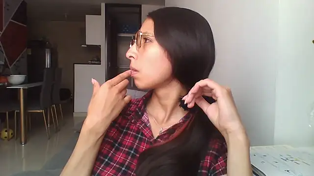 Katalleya jyj online show from 02/11/26, 07:41