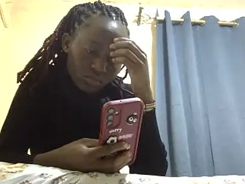 Snapshot of Seeexxxy-bree chatting on 01/18/25, 10:17 Seeexxxy-bree online show from 01/18/25, 10:17