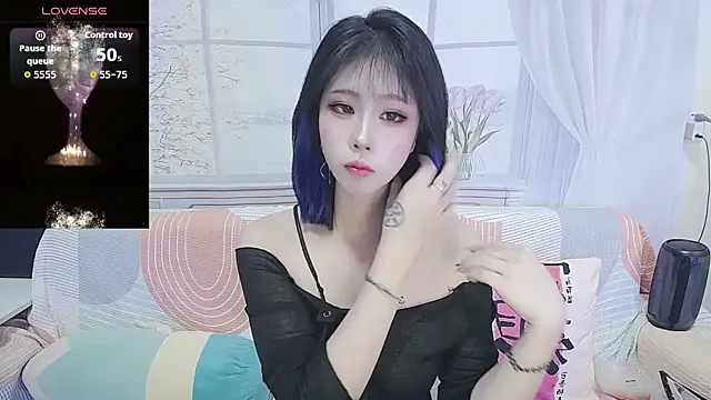 Snapshot of wen_rou chatting on 10/17/25, 02:30 wen rou online show from 10/17/25, 02:30