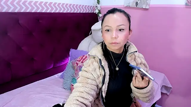 candysmitxxx online show from 11/14/25, 01:59