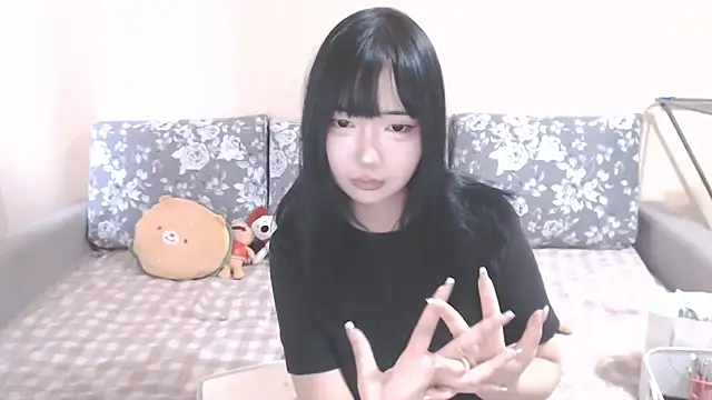 your angela online show from 02/18/26, 05:25