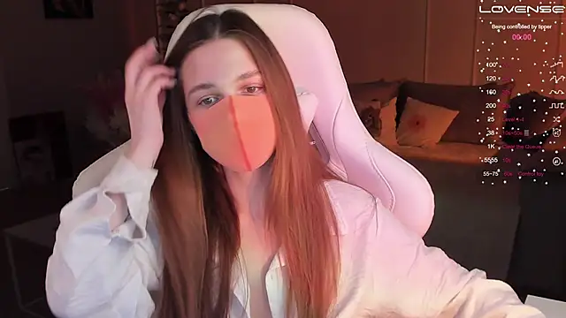 Frau Lina online show from 02/08/25, 07:05