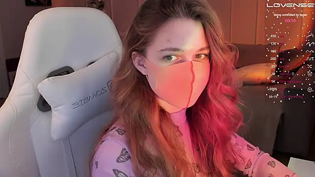 Frau Lina online show from 02/14/25, 07:44