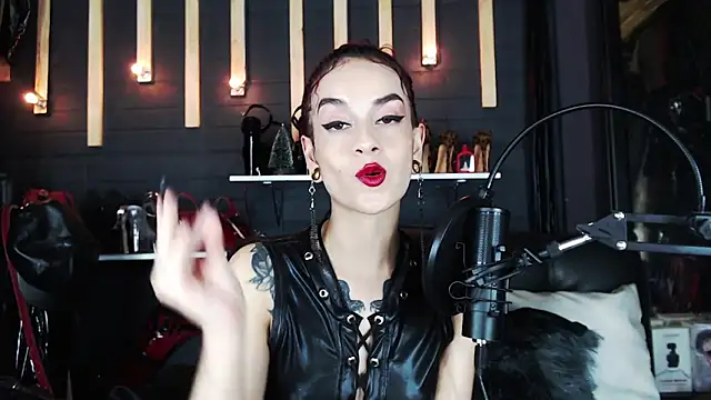 Snapshot of Liilith_goddess_ chatting on 12/08/24, 04:04 Liilith goddess online show from 12/08/24, 04:04