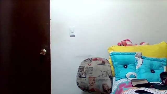 Snapshot of Alisson_brand chatting on 01/24/25, 12:52 Alisson brand online show from 01/24/25, 12:52