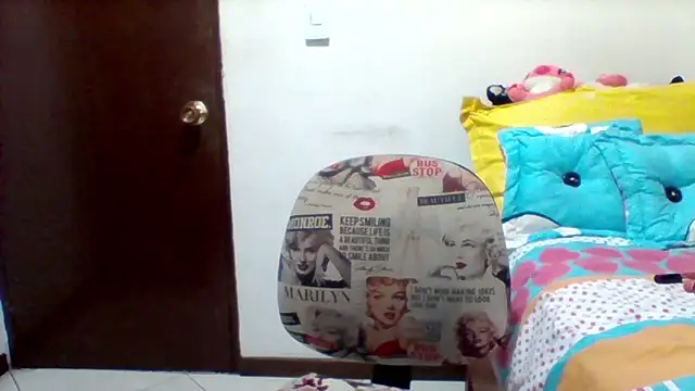 Snapshot of Alisson_brand chatting on 02/08/25, 04:14 Alisson brand online show from 02/08/25, 04:14