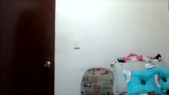 Snapshot of Alisson_brand chatting on 02/24/25, 02:58 Alisson brand online show from 02/24/25, 02:58