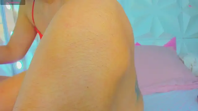 cute latinaxxx online show from 09/19/25, 02:13