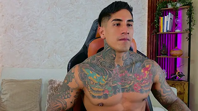 Snapshot of AdanReilly chatting on 12/18/25, 10:38 AdanReilly online show from 12/18/25, 10:38