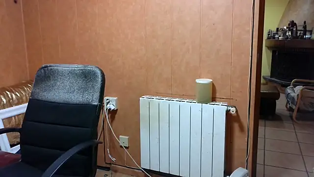 Snapshot of Lia_Y_PatrickX chatting on 11/12/25, 09:25 Lia Y PatrickX online show from 11/12/25, 09:25