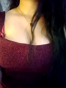 Snapshot of _sunshine- chatting on 09/18/25, 08:33  sunshine- online show from 09/18/25, 08:33