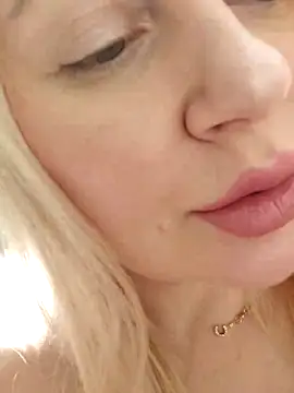 LadyLolyPop  online show from 04/02/26, 09:29