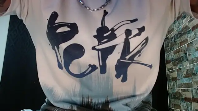 Snapshot of babyrecord1 chatting on 01/19/25, 06:10 babyrecord1 online show from 01/19/25, 06:10