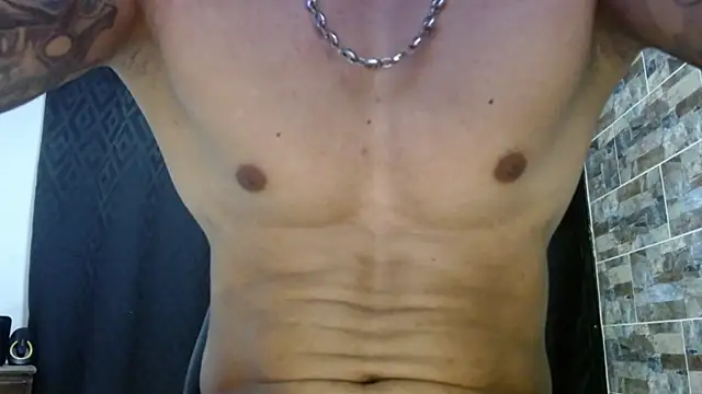 Snapshot of babyrecord1 chatting on 02/18/25, 03:32 babyrecord1 online show from 02/18/25, 03:32