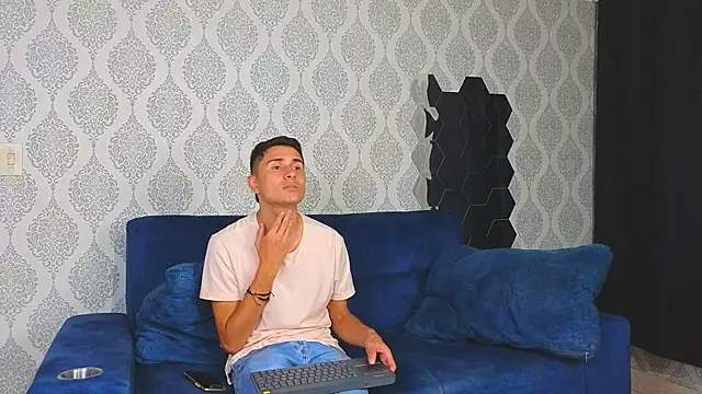 The slim boyss online show from 03/10/25, 01:10