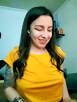 Snapshot of Paudelatorre chatting on 02/04/25, 03:54 Paudelatorre online show from 02/04/25, 03:54