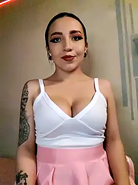 Snapshot of Paudelatorre chatting on 10/05/25, 10:07 Paudelatorre online show from 10/05/25, 10:07