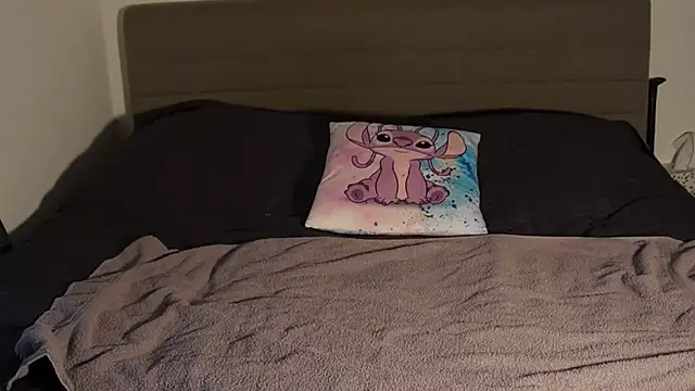 Snapshot of Malou-Nu chatting on 01/13/26, 12:21 Malou-Nu online show from 01/13/26, 12:21