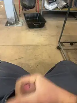 Snapshot of Angeloggaa chatting on 12/18/24, 08:53 Angeloggaa online show from 12/18/24, 08:53