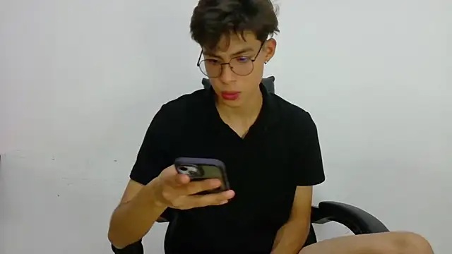 Jacotnk online show from 02/01/25, 05:07