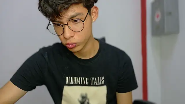 Jacotnk online show from 03/19/25, 04:25