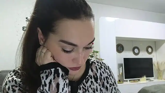 me lissa sun13 online show from 12/29/24, 12:55