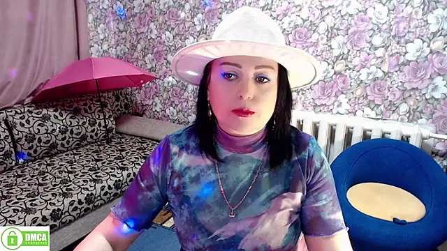 Snapshot of Julia-ru chatting on 12/21/24, 11:13 Julia-ru online show from 12/21/24, 11:13