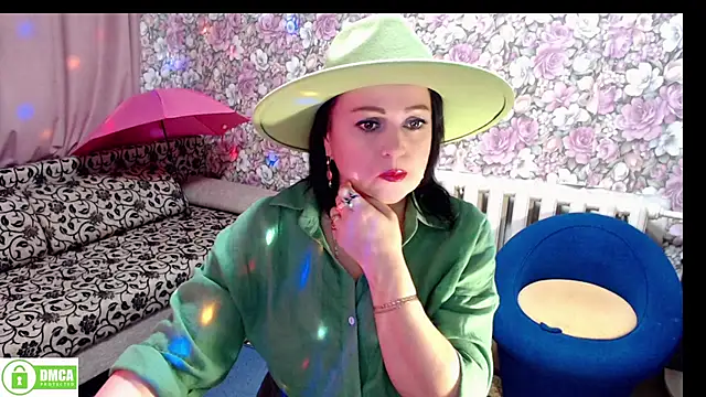 Snapshot of Julia-ru chatting on 01/22/25, 09:32 Julia-ru online show from 01/22/25, 09:32