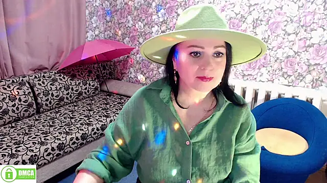 Snapshot of Julia-ru chatting on 02/09/25, 09:28 Julia-ru online show from 02/09/25, 09:28