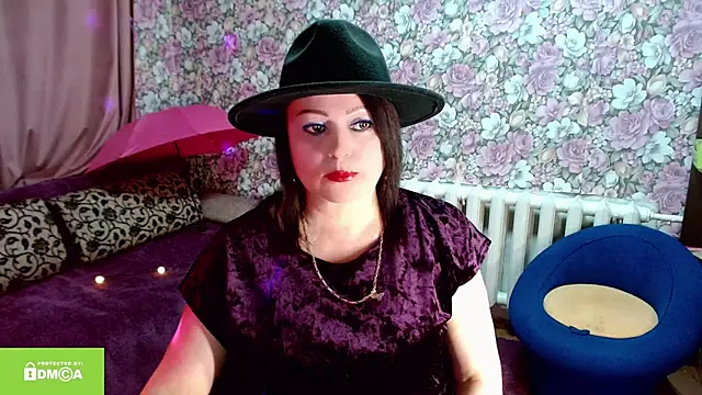 Snapshot of Julia-ru chatting on 09/17/25, 06:53 Julia-ru online show from 09/17/25, 06:53