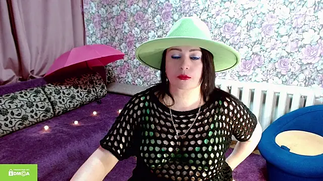 Snapshot of Julia-ru chatting on 10/15/25, 09:26 Julia-ru online show from 10/15/25, 09:26