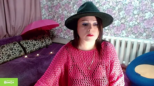 Snapshot of Julia-ru chatting on 10/29/25, 08:43 Julia-ru online show from 10/29/25, 08:43