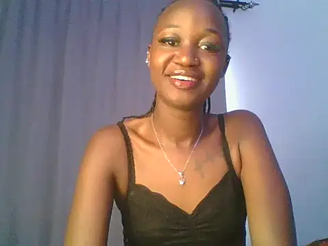 Snapshot of MissLilly1 chatting on 10/06/25, 05:05 MissLilly1 online show from 10/06/25, 05:05