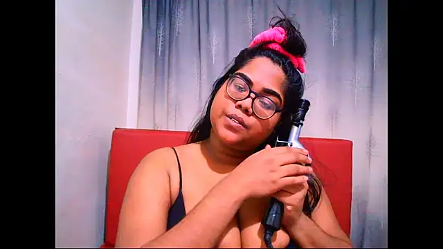 Indian Lola00 online show from 09/26/25, 05:06