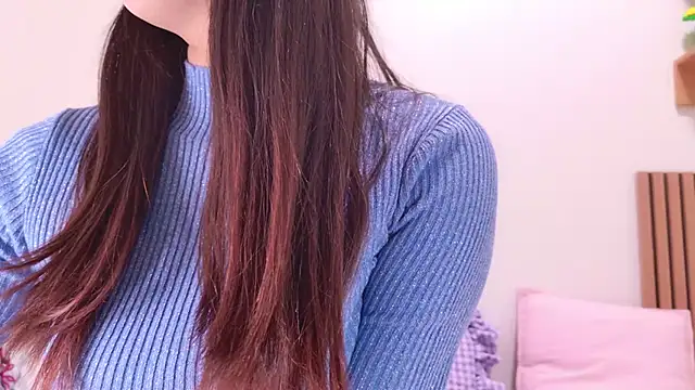 Snapshot of _Sakiii_ chatting on 02/27/25, 04:32 Sakiii online show from 02/27/25, 04:32