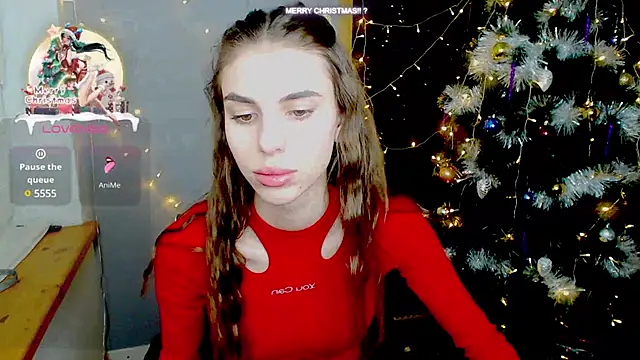 Snapshot of EmmyGreans chatting on 12/28/24, 06:39 EmmyGreans online show from 12/28/24, 06:39