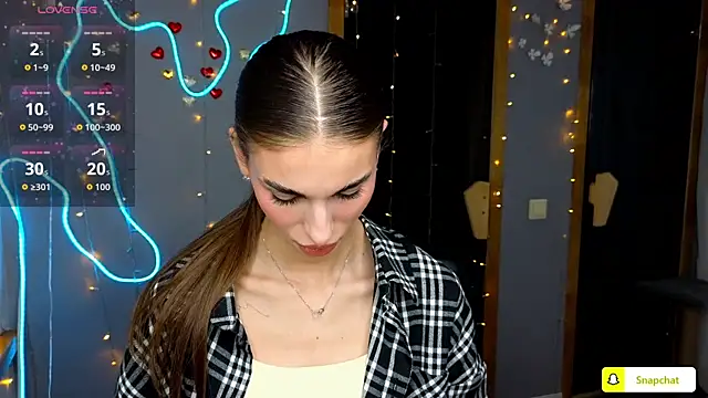 Snapshot of EmmyGreans chatting on 09/25/25, 11:36 EmmyGreans online show from 09/25/25, 11:36