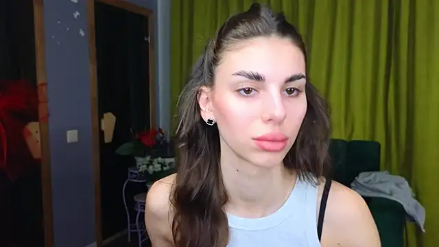 EmmyGreans online show from 03/30/26, 05:41